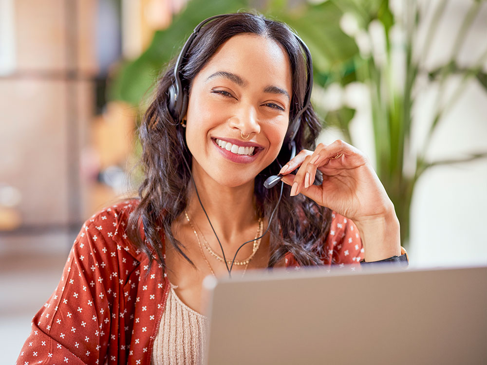 Female 211 helpline operator